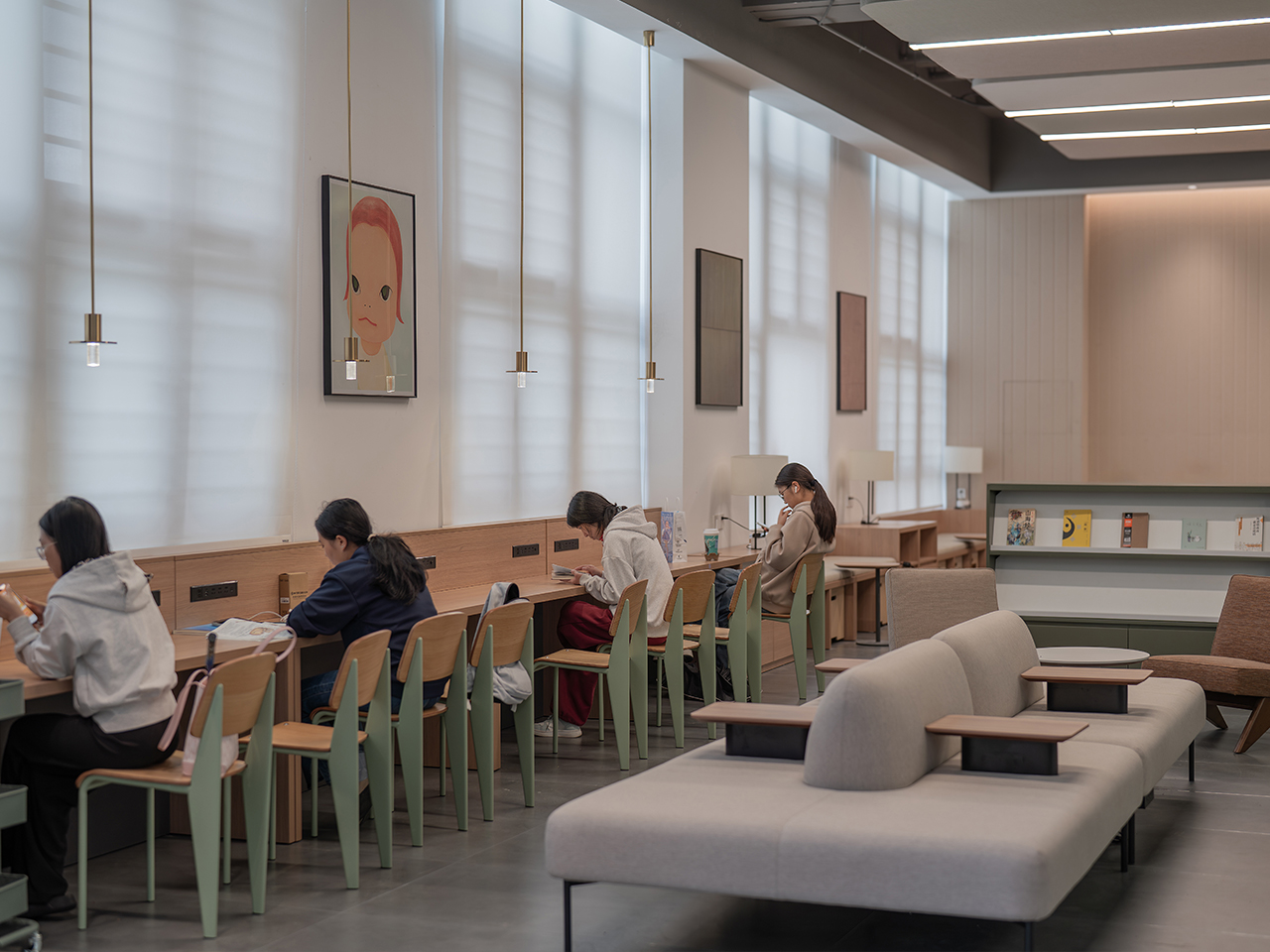 “焕新” 校园生活：恩施学院人吃住行终极指南