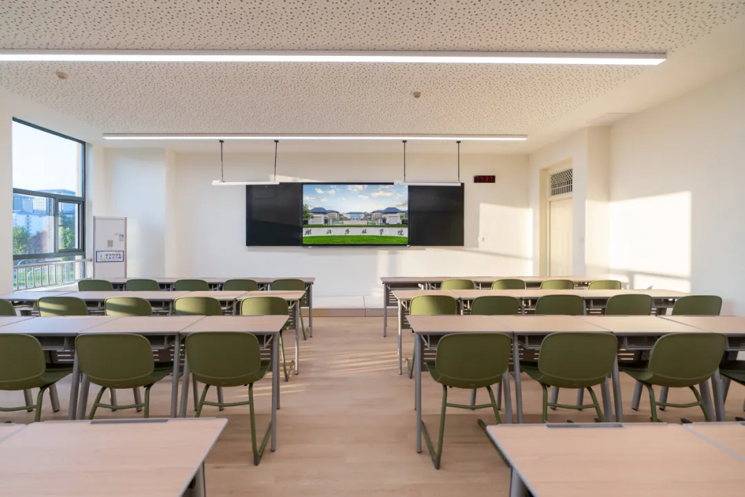 聚焦小班教学：湖北恩施学院的精英化培养探索