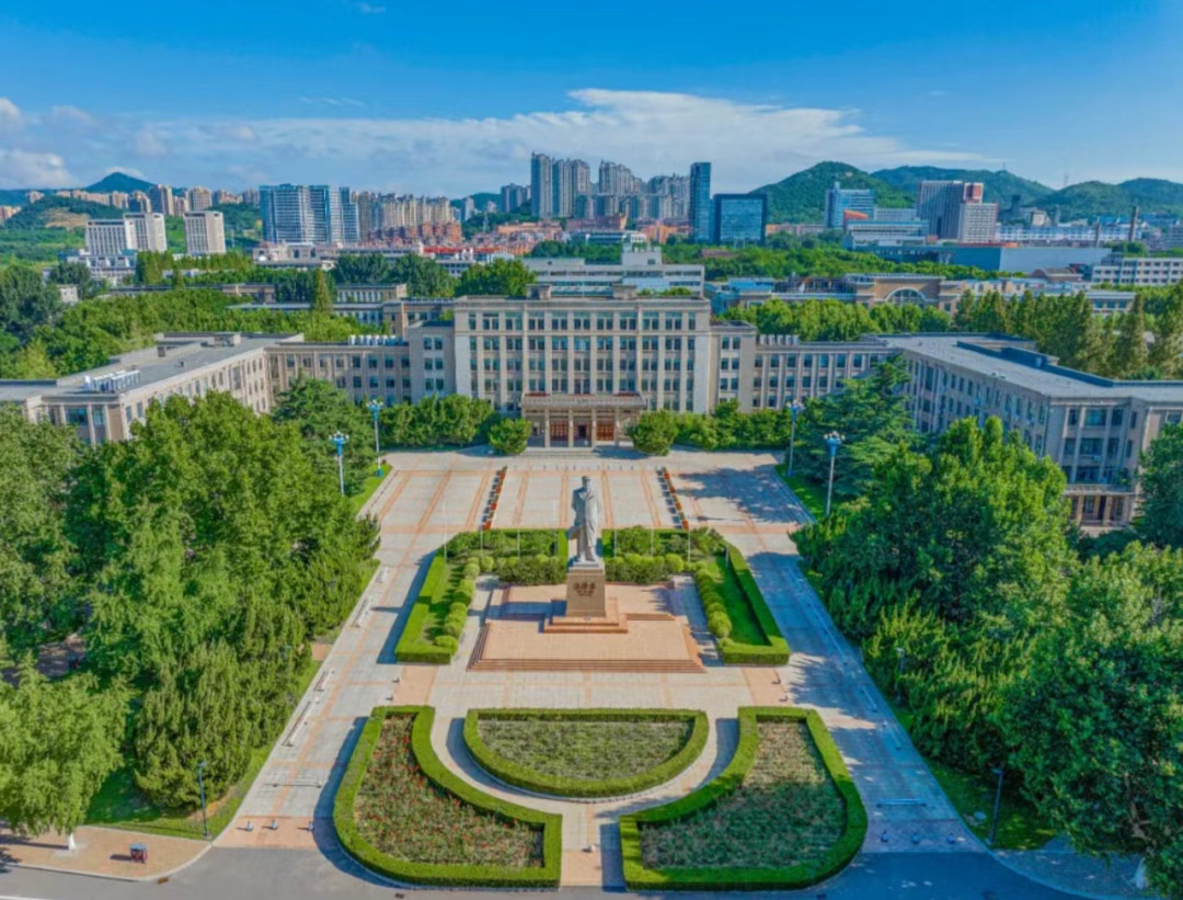 【2026高考】大连理工大学工科布局全面覆盖，仅次清北，普通班35%推免，3个人里就有一个保研成功