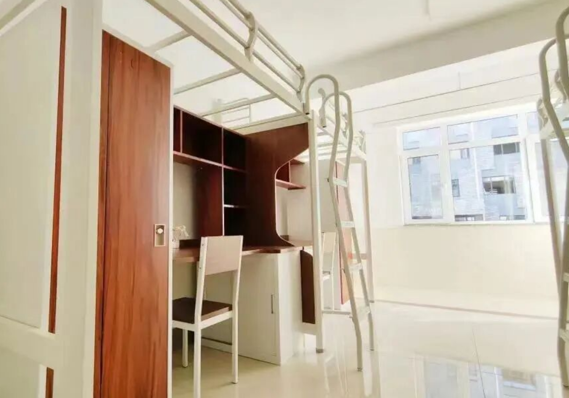 探访辽宁传媒学院：学生宿舍的硬件与服务全解析