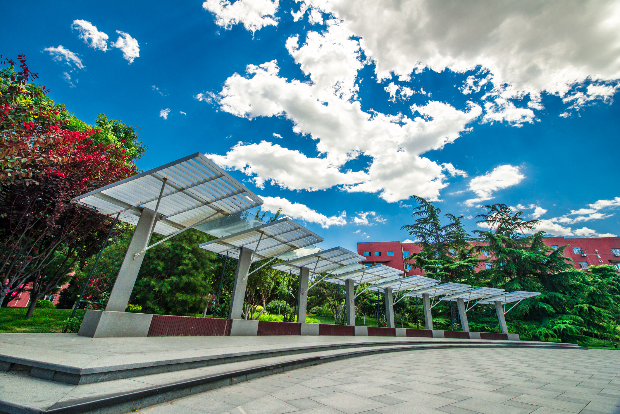 首都经济贸易大学有“双学位”项目？值得读吗？
