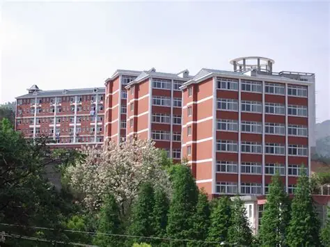 26揭秘南昌职业大学校企合作与岗位优势：毕业能找到好工作吗？
