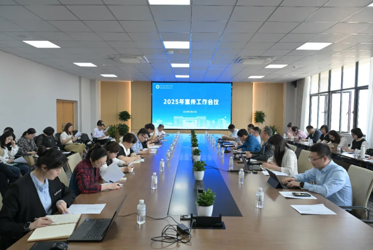 从课堂到名企：广西民族大学相思湖学院为什么能成为南宁应用型本科就业样本？