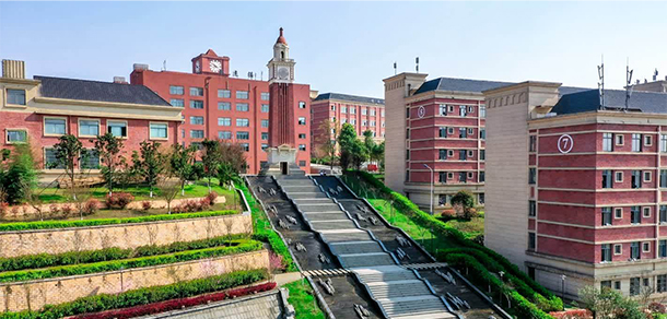 五年五冠：贵州工商职业大学商贸赛道省赛一等奖背后的育人密码