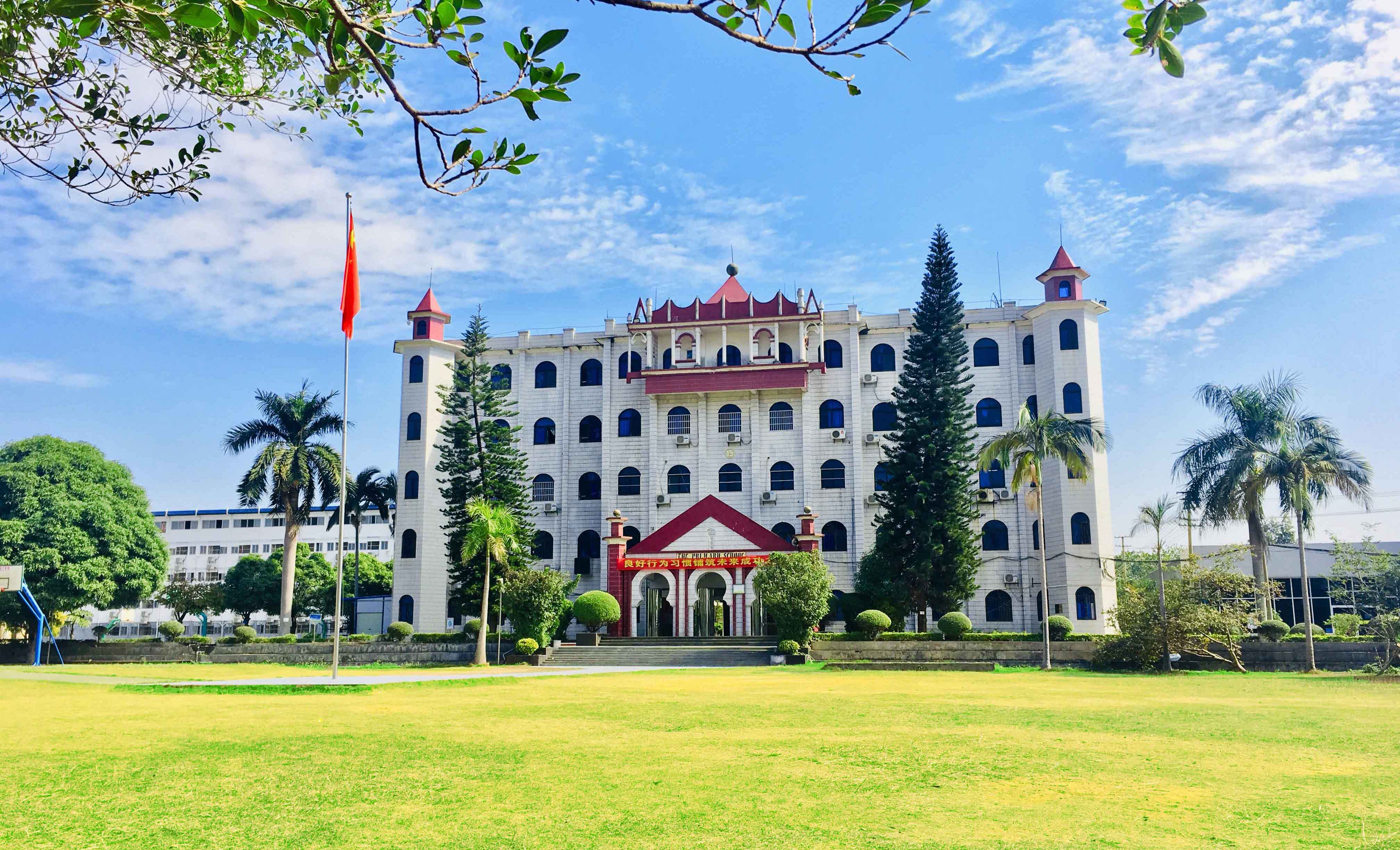 南宁市英华学校周边公共交通指南