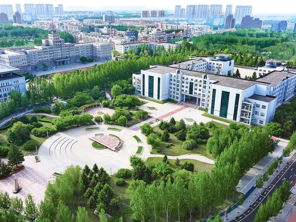 解码哈尔滨华德学院“高质量就业”体系