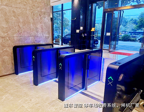 工业级防撞三辊闸机厂家安装指南