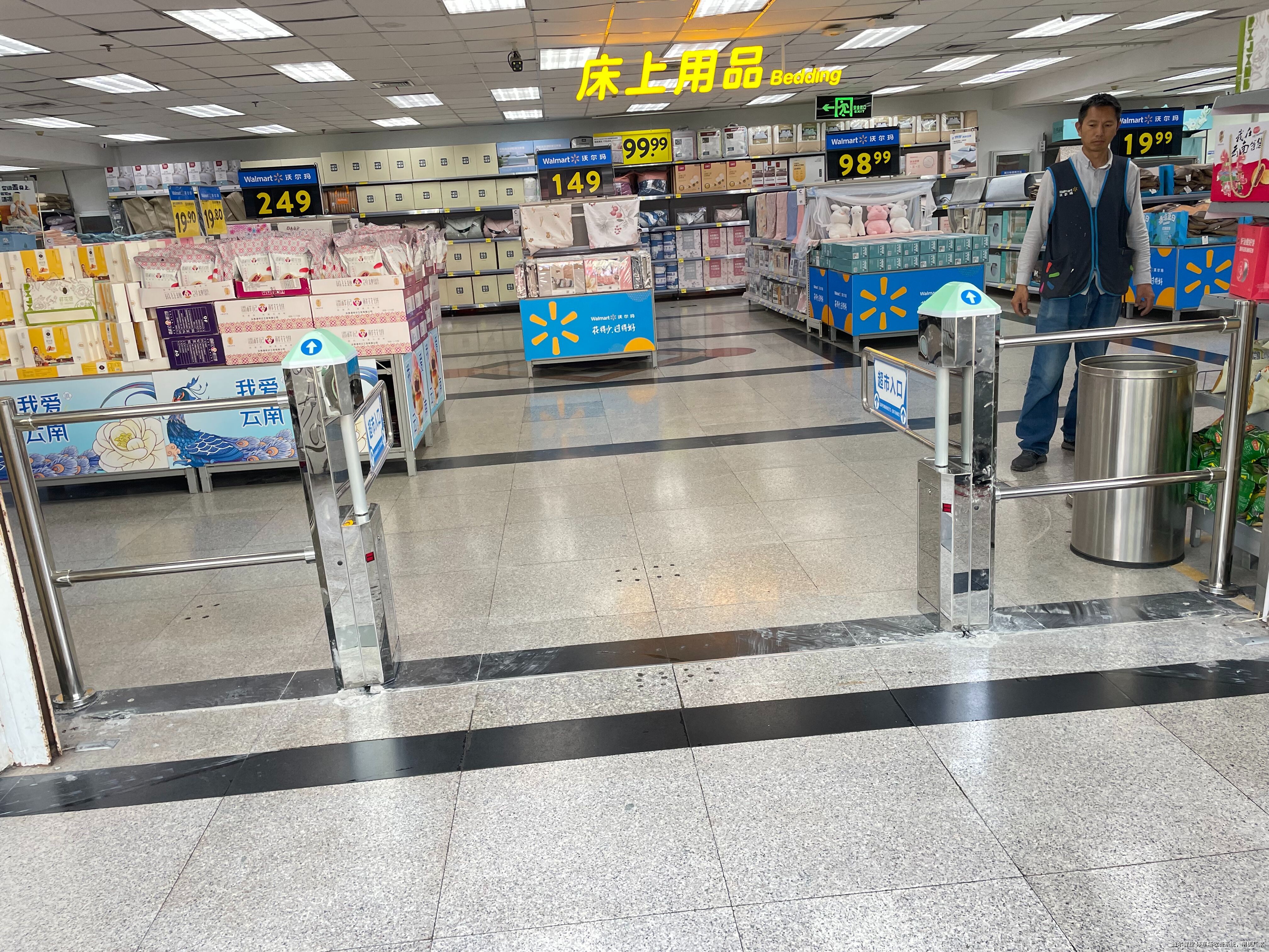 如何选择最适合的人行通道闸机定制方案?