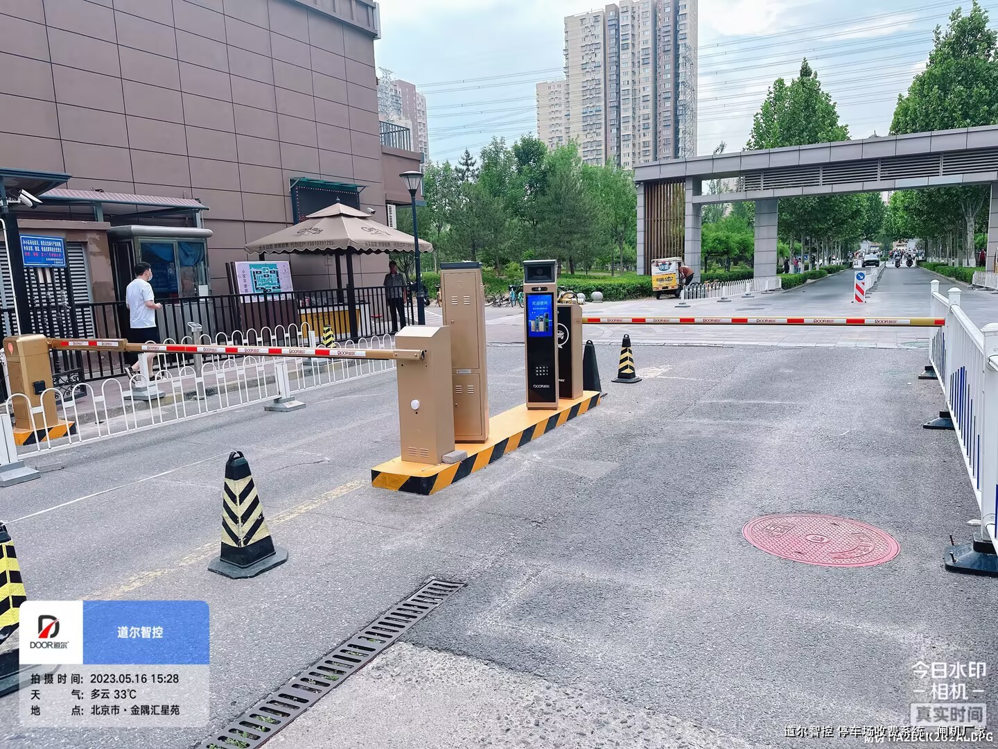 先进的车牌识别收费系统与停车场管理解决方案解析